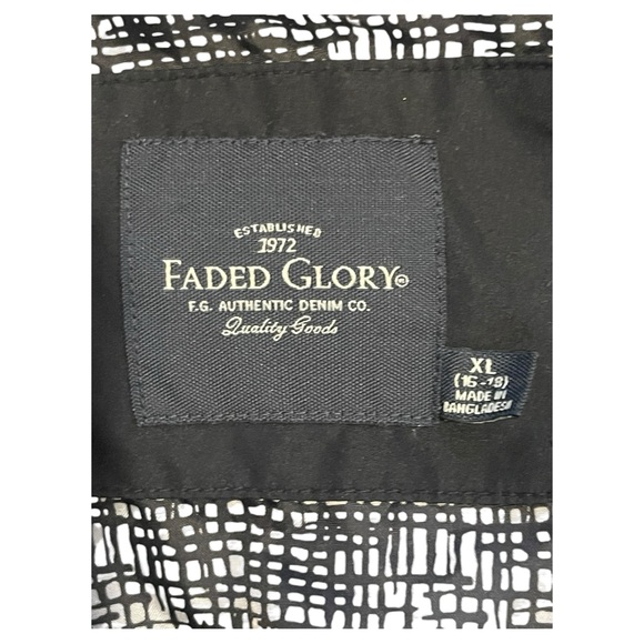 Faded Glory Women’s Black Jacket - Picture 4 of 6
